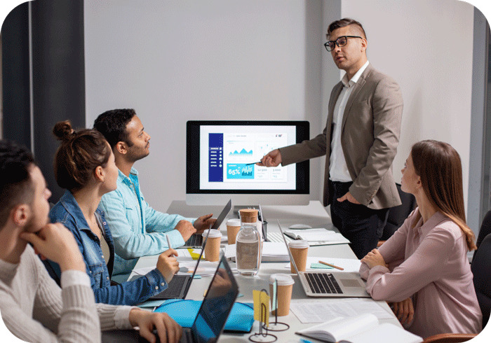 Développement web sur mesure pour optimiser les performances des sites.